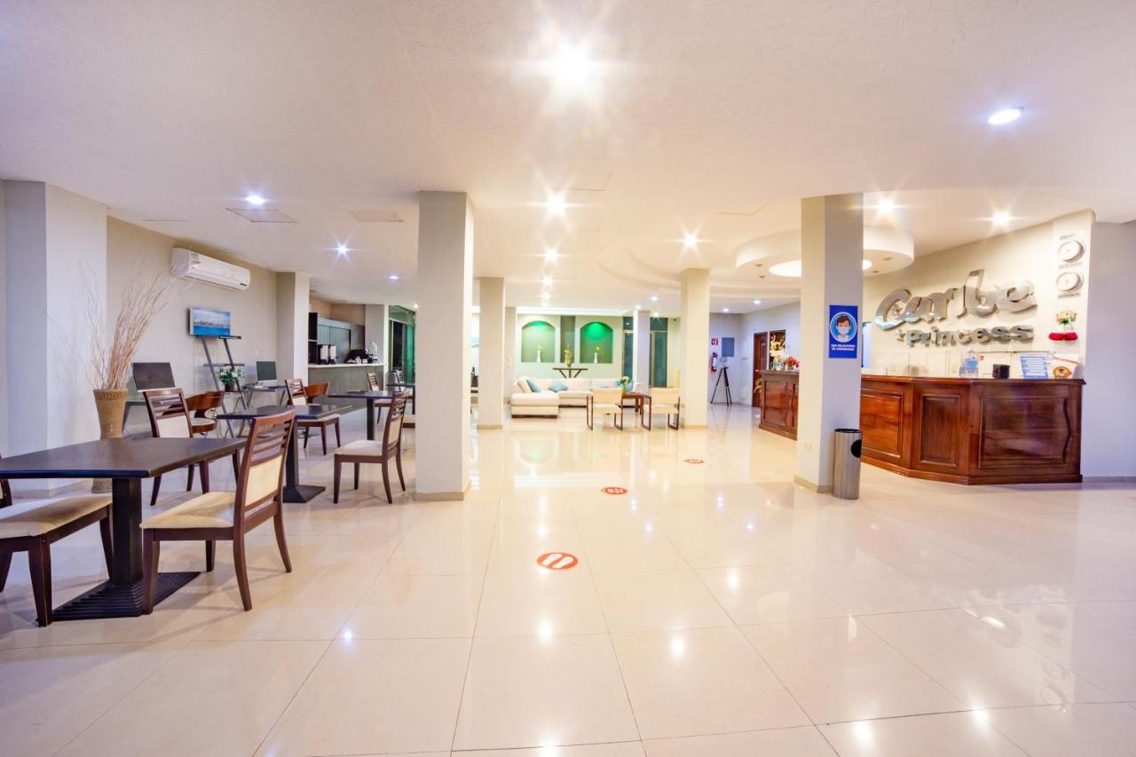 Caribe Princess Chetumal Bagian luar foto