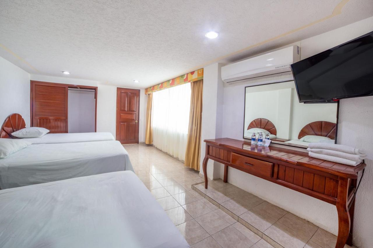 Caribe Princess Chetumal Bagian luar foto