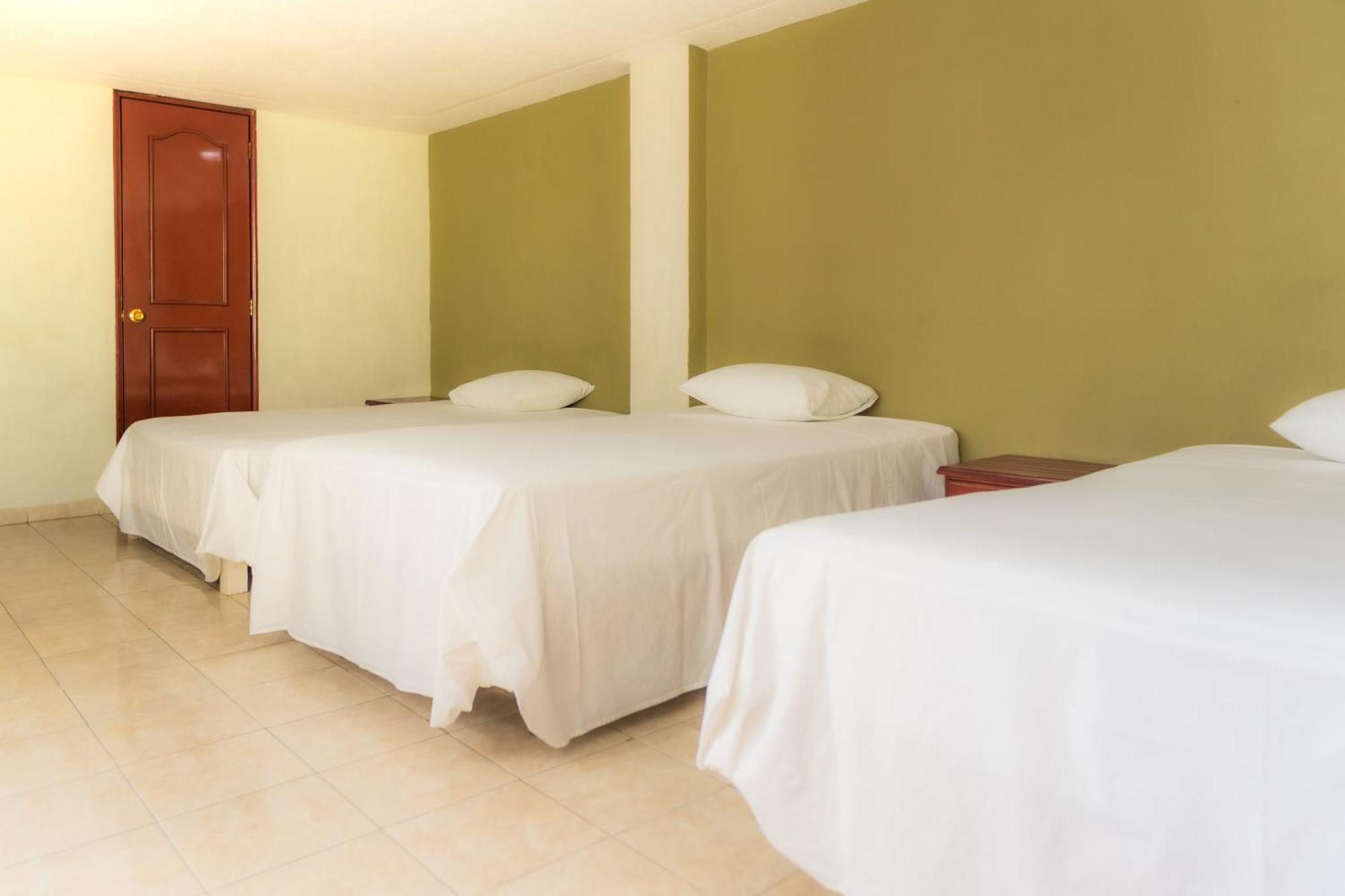 Caribe Princess Chetumal Bagian luar foto